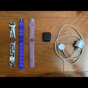 Apple iWatch series 3 -42mm with 3 bands and charger/smart watch